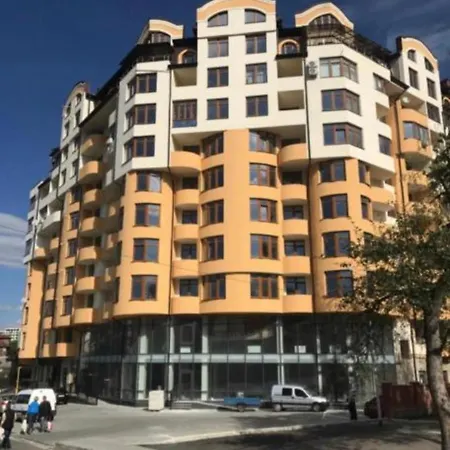 Apartamento роксолани 16 Truskavets